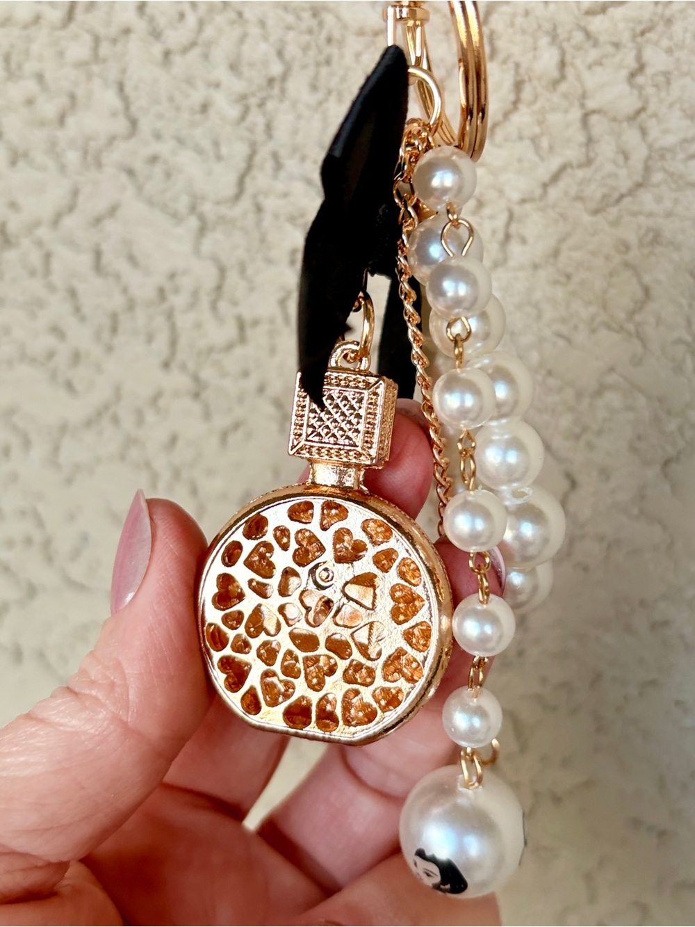 Luxe Gold & Rhinestone Perfume Bottle Ribbon & Pearl Accent Charm Keychain - Picture 5 of 8